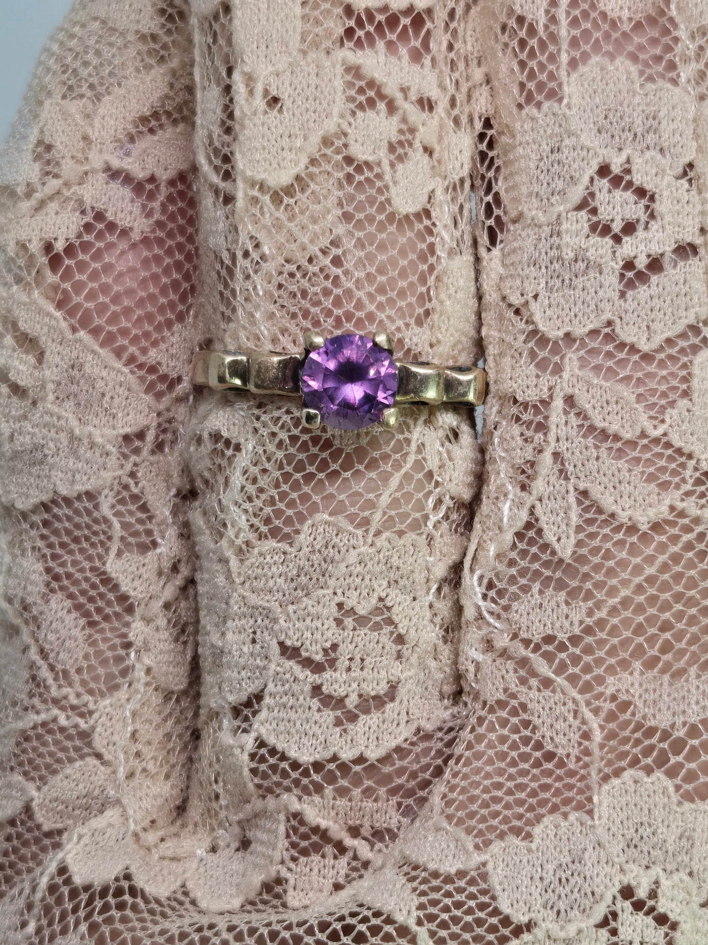 Color Changing Purple Sapphire Solitaire Setting Yellow Gold Ring