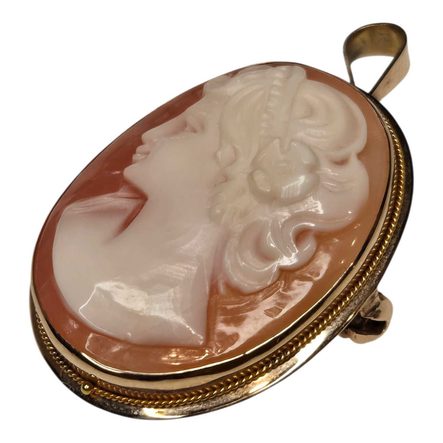 Vintage Italian Cameo in Solid Yellow Gold