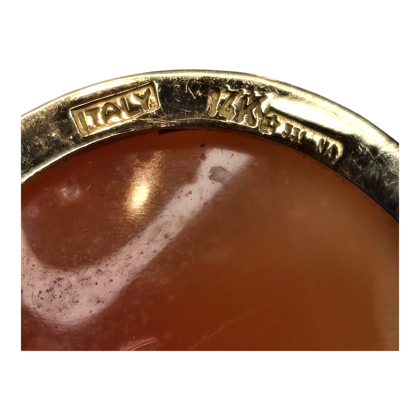 Vintage Italian Cameo in Solid Yellow Gold