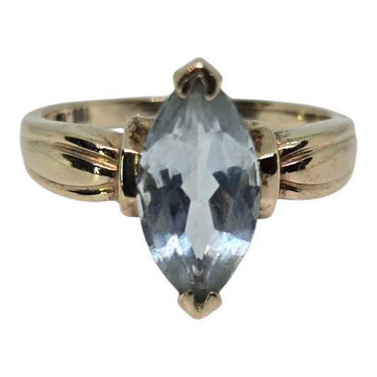 Aquamarine Marquise Cut Ring in Yellow Gold