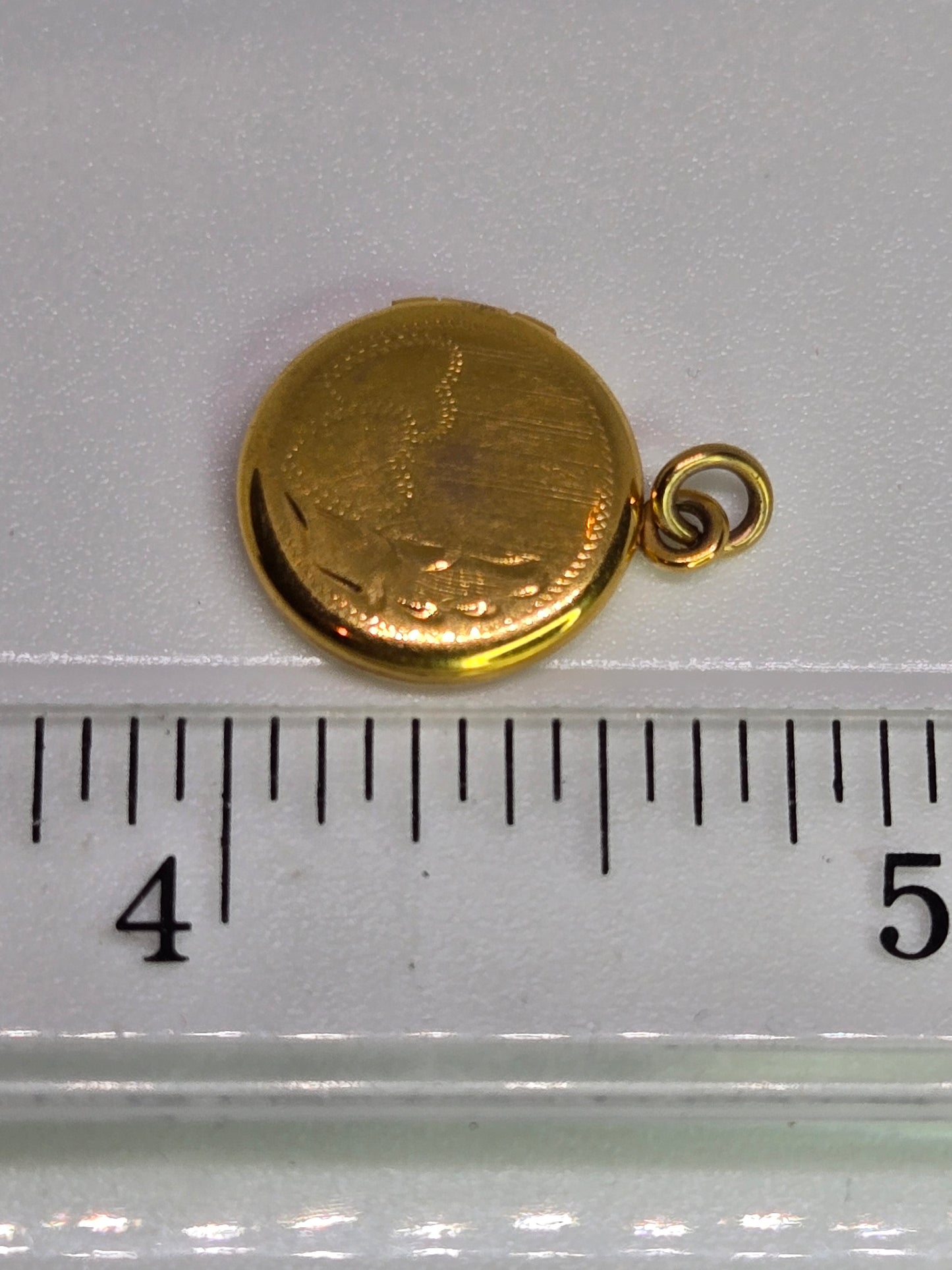 Solid Yellow Gold Picture Locket Pendant with Engraved Hearts