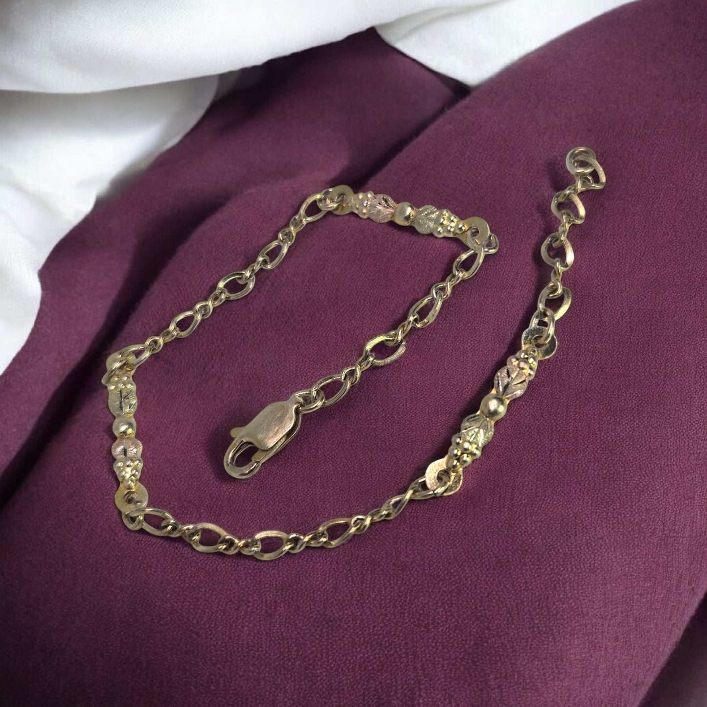 Black Hills Gold Multi-Tone Yellow Gold Chain Bracelet