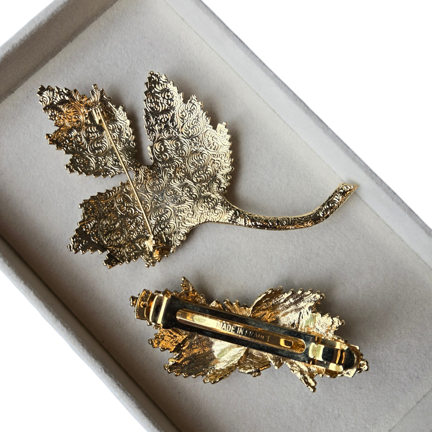 Large Leaf Brooch & Hair Clip Vintage Set Gold Tone Unique
